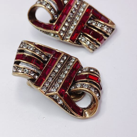 Heidi Daus Ribbon Candy Swarovski Red Rhinestone Holiday Clip On Earrings - Picture 6 of 11